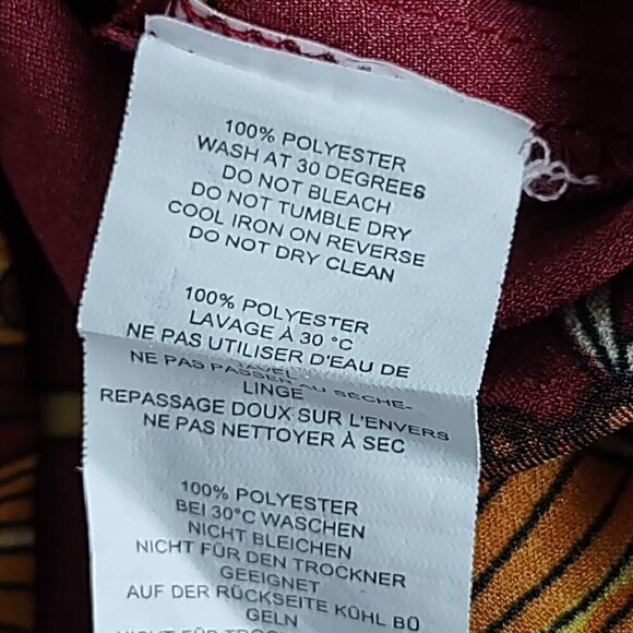 Boohoo Red Gold Chain Tassel Print Satin Button Down Blouse Womens Size 12 - Picture 12 of 12